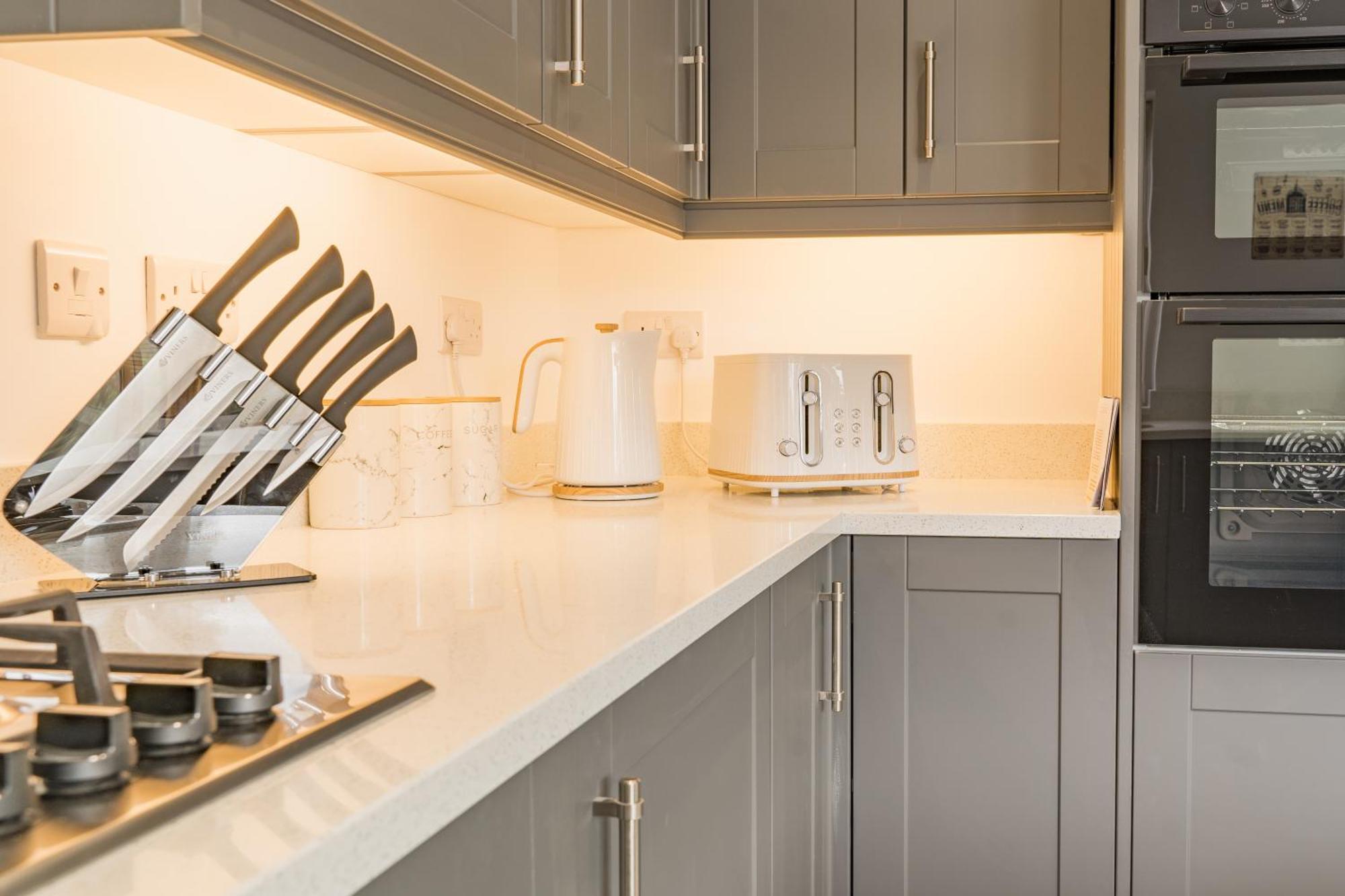 Beautifully Done 5 Bed Barn Conversion In Heswall - Sleeps Up To 10 Extérieur photo